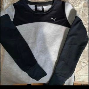 New puma sweater no tag